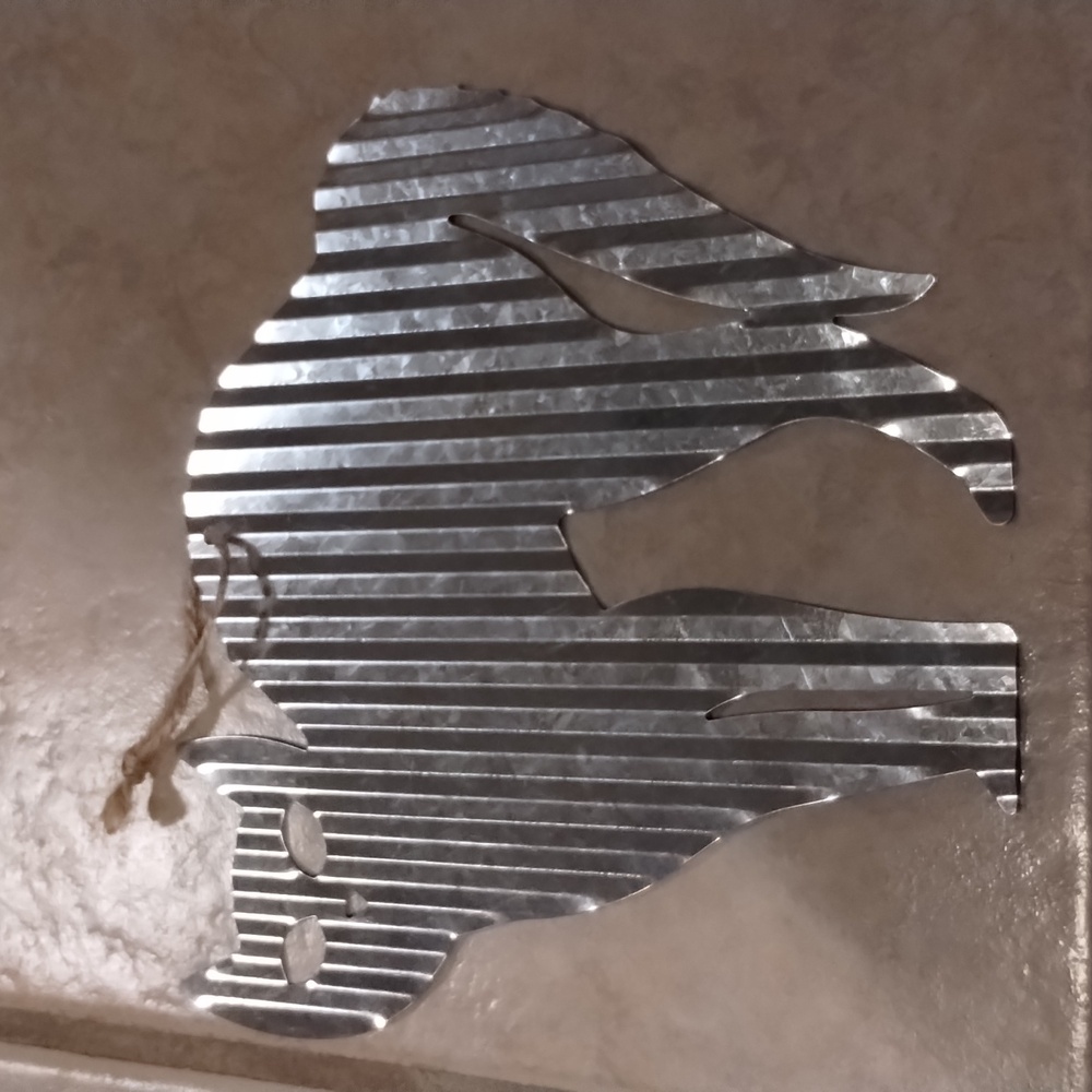 Metal cat and skull sign for Halloween decor - Picture 5 of 5